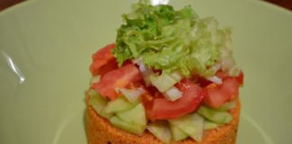 Kısır express, salade turque au boulgour, tomate, persil et citron